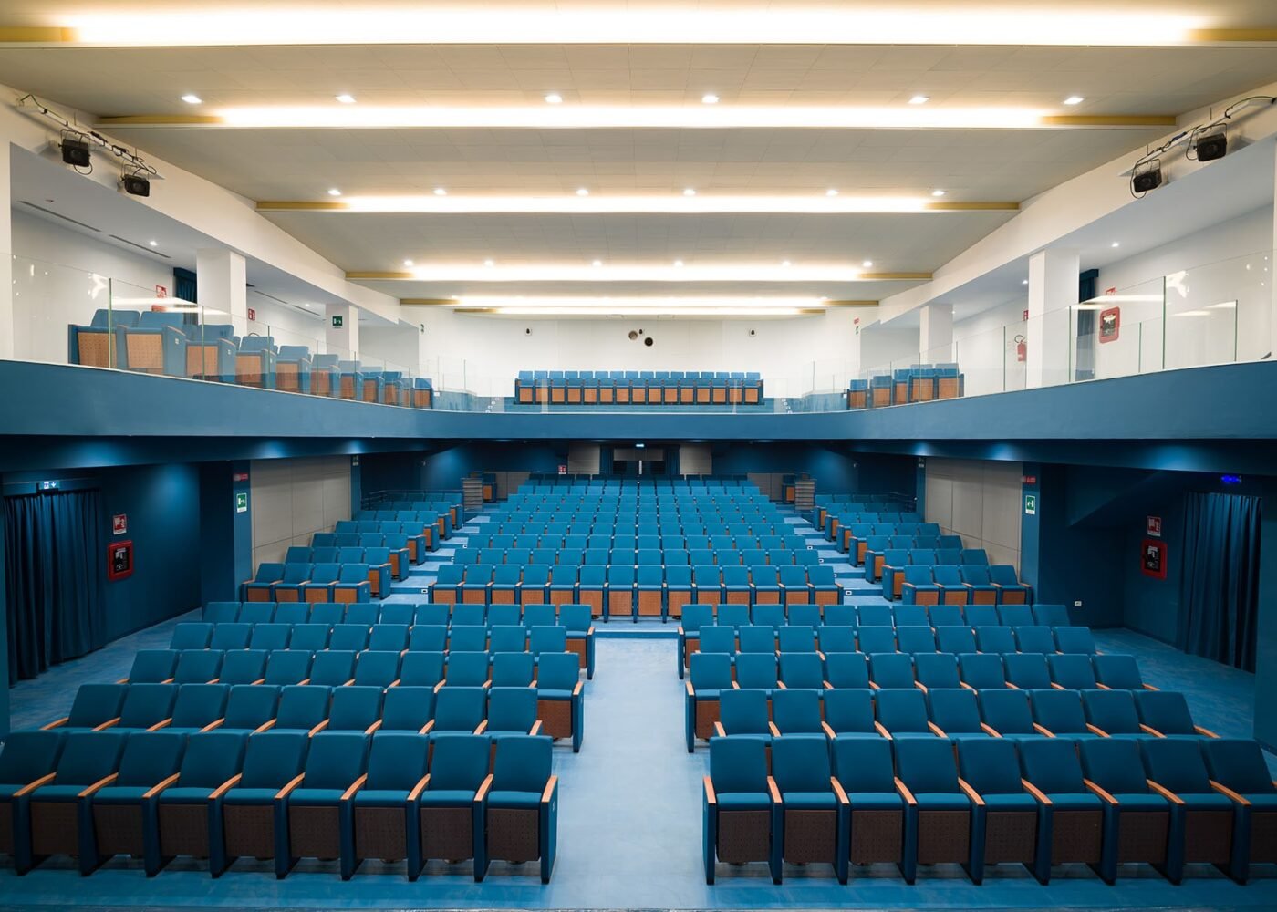 Cinema Teatro CTM Rezzato, poltrona Omega di LCF